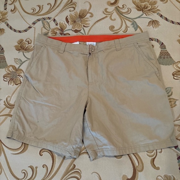 Columbia Shorts sz 38. Excellent Condition!!! - Picture 7 of 8